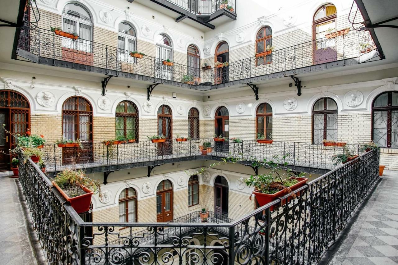 Cape Code Apartment Boedapest Buitenkant foto