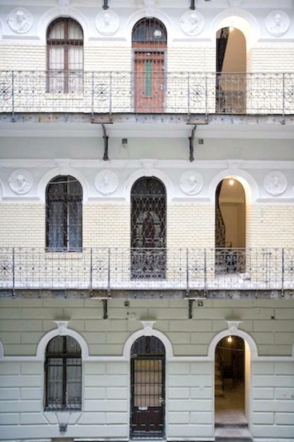 Cape Code Apartment Boedapest Buitenkant foto